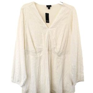 NWT Torrid white, long sleeve, baby doll eyelet top ( cloud dancer) size 5X
